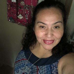 Meet your Posher, Evelyn